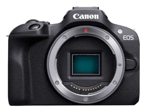 Canon EOS R100 + RF-S 18-45mm + RF 75-300mm diat