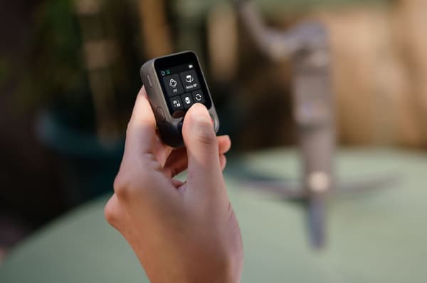 Osmo Mobile 8P Advanced Tracking Combo