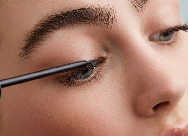 M2 Beauté - Eyelash Activating Serum - 4 ml