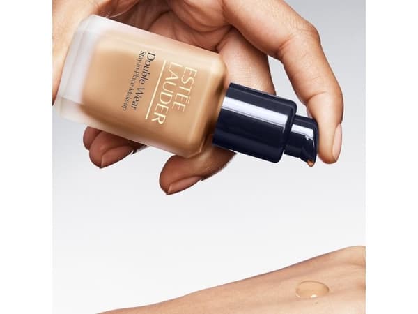 Este Lauder Double Wear Stayinplace Pump Foundation Pump
