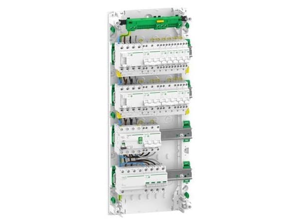 Kytkintaulu 1xSPD 3xRCD 7x1PN 4x3PN
