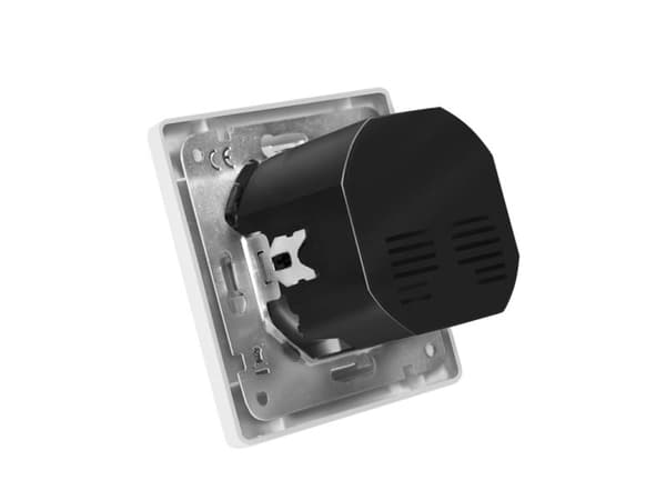 Seinäpistorasia, 1x CEE 7/3, 1x USB-A, 1x USB-C PD