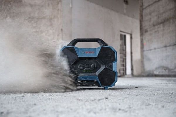 Bosch GPB 18V-6 C Professional sininen/musta Bluetooth IP54 USB-C - Kaiutin - Bluetooth