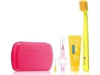 Curaprox CURAPROX TRAVEL SET PUNAINEN