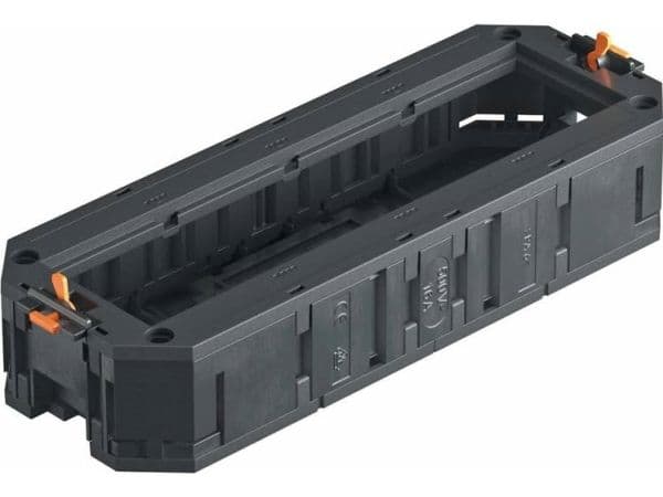 YLEISPIDIKE UT4 PEITELEVYLLÄ MODUULILLE 45