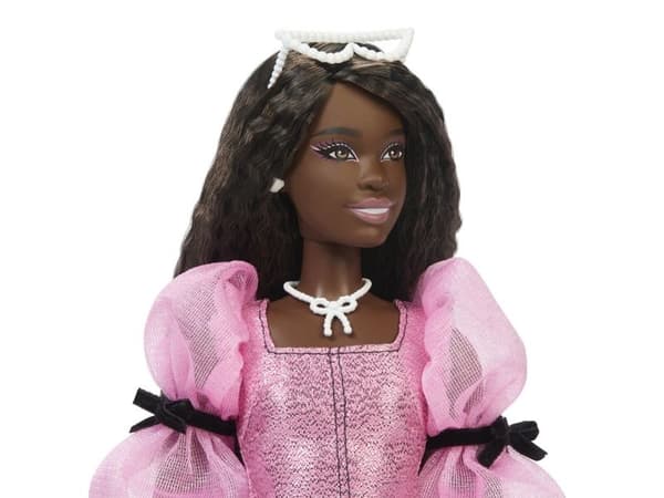 Barbie Deluxe Style Doll