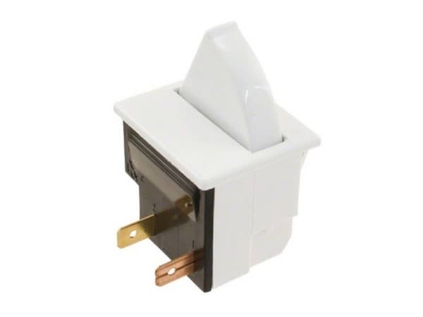 Bulgin E3101AAAAB 1 kpl Irtotavarana