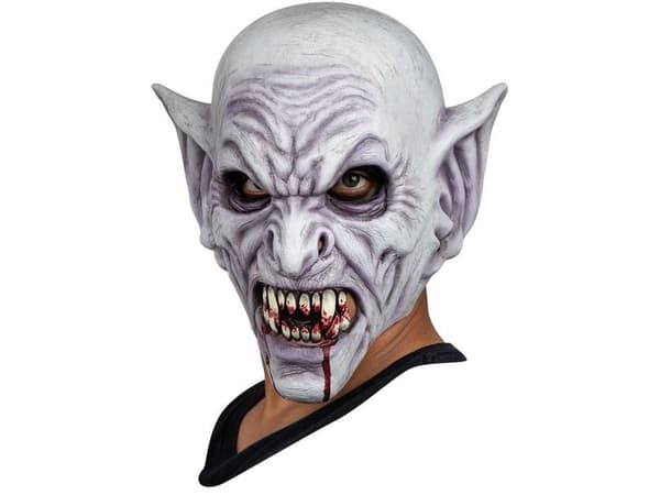 Vlad Draculin naamarit