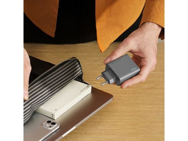 Cuktech CUKAD653EUGR nettlader 65W GaN - 2x USB-C, 1x USB-A - grå