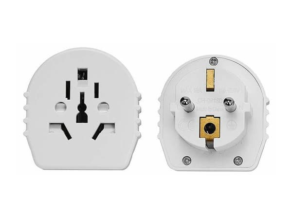 MicroConnect SKROSS - Adapter för effektkontakt - vit - Europa