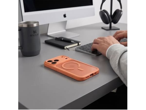 Tech-Protect BasicMag MagSafe Case for iPhone 17 Pro Max / 18 Pro Max - Matte Orange
