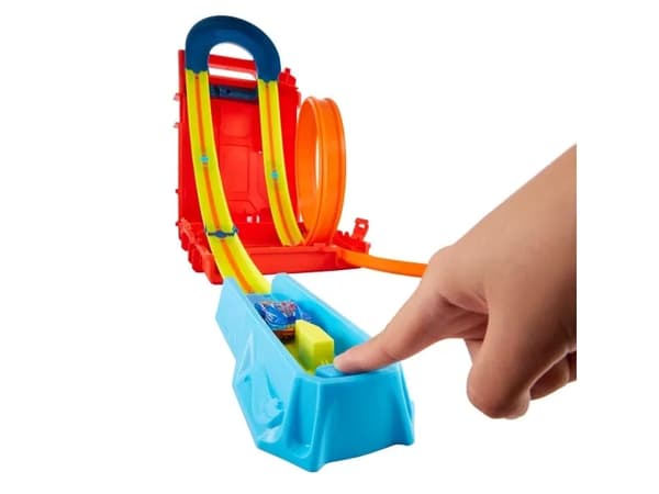 Hot Wheels Track Builder Fuel Can Stunt Box