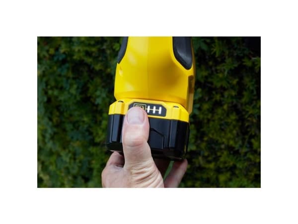 Stanley häcksax V20 45cm 1x4.0Ah SFMCPH845M1
