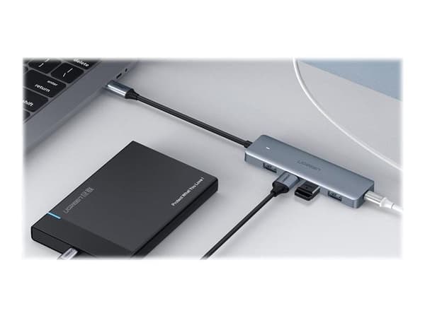 Ugreen - Hubb - 4 x SuperSpeed USB 3.0 - skrivbordsmodell