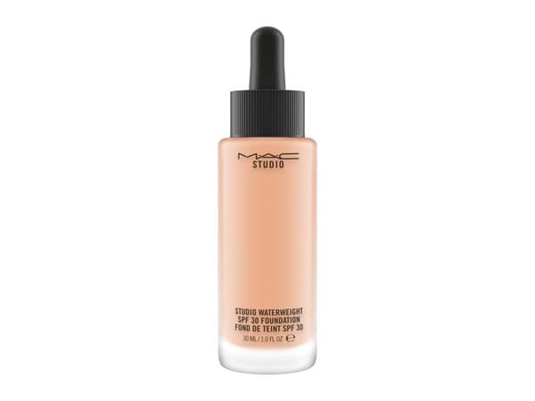 MAC Studio Waterweight SPF 30/PA++ foundation Beige 30 ml