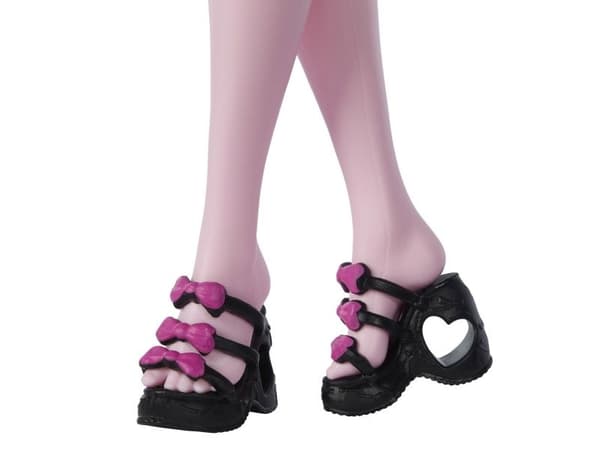 Monster High Self-Scare Secrets Draculaura