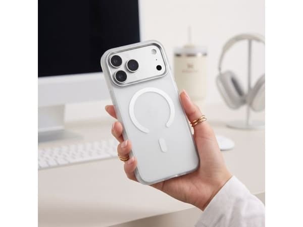 Tech-Protect MagZero MagSafe Case for iPhone 17 Pro Max / 18 Pro Max - Matte White
