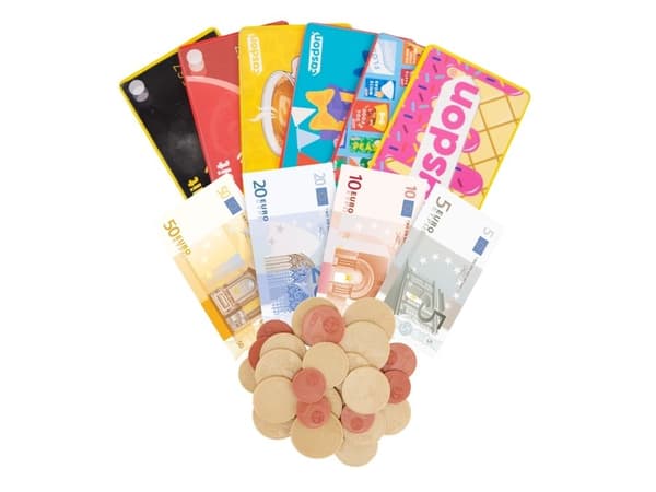 Casdon Play Money & Cards - €