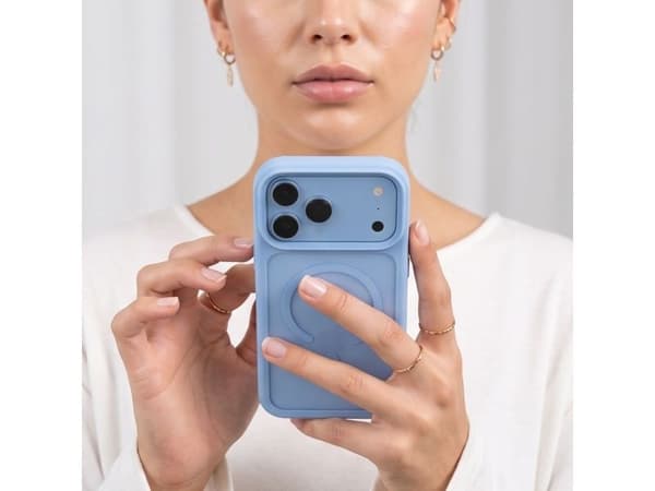 Tech-Protect Magmat Magsafe CC Case for iPhone 18 Pro / 17 Pro - Light Blue Matte