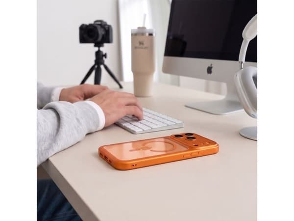 Tech-Protect MagPeak MagSafe CC Case for iPhone 18 Pro / 17 Pro - Transparent Orange