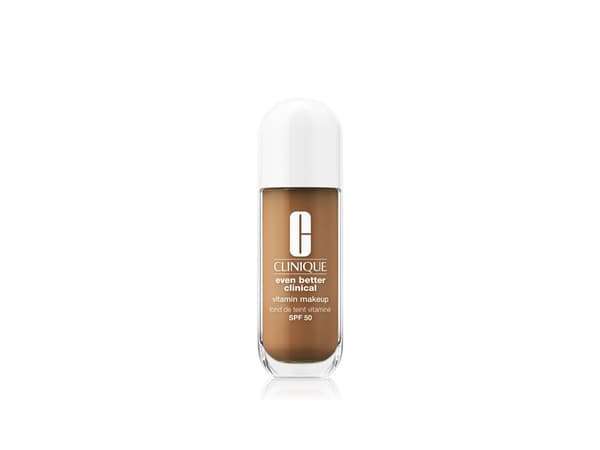 Clinique Even Better Vitamin Makeup SPF50 flytande foundation 03 Medium Deep Warm 30 ml