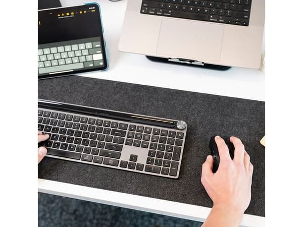 JLab Mouse 2, högerhand, Optisk, Bluetooth + USB Type-C, 2400 DPI, Svart
