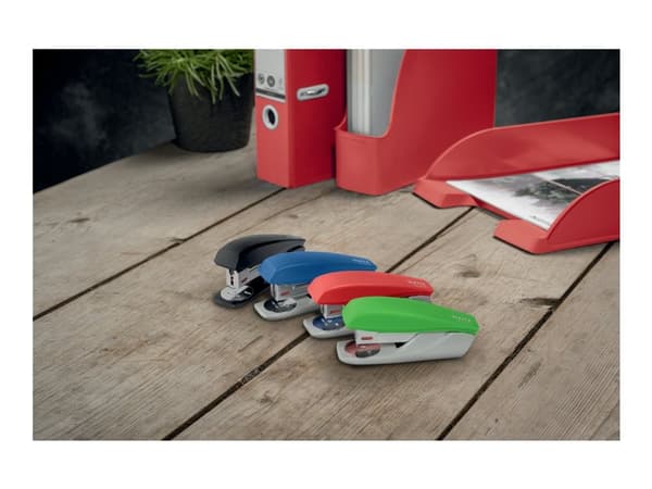 Leitz NeXXt Recycle liten stiftemaskin, 25 ark Blå