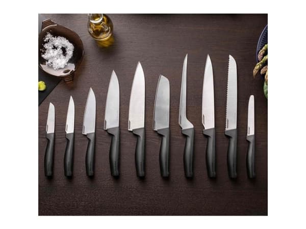 FISKARS KOKKEKNIV LITEN HARD KANT