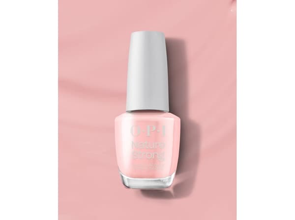 OPI Nature Strong Nail Lacquer - - 15 ml