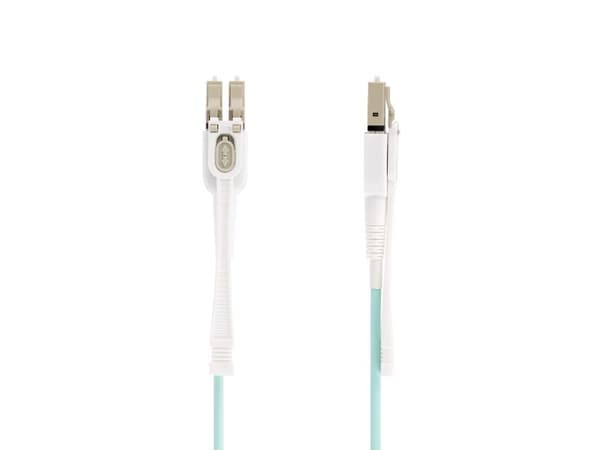 StarTech.com 8m (26ft) LC to LC (UPC) OM4 Multimode Fiber Optic Cable w/Push Pull Tabs, 50/125µm, 100G Networks, Bend Insensitive, Low Insertion Lo...