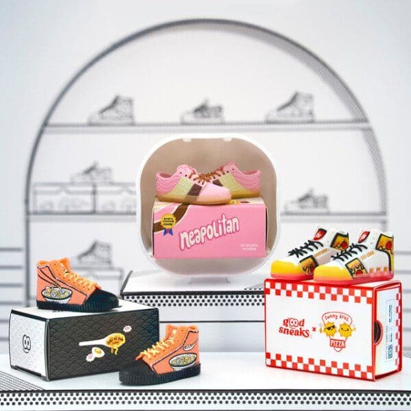 MINIVERSE Make It Mini Sneakers PDQ