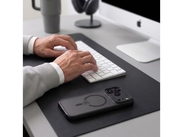 Tech-Protect MagPeak MagSafe CC Case for iPhone 18 Pro / 17 Pro - Matte Black