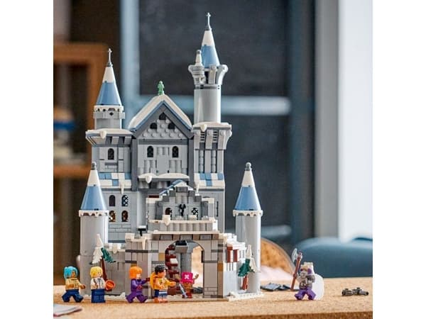 LEGO ONE PIECE 75645 Slaget ved Drum-slottet