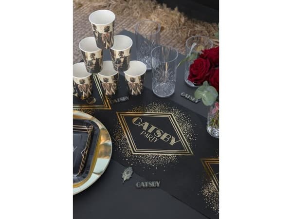 Gatsby pöytäjuoksija