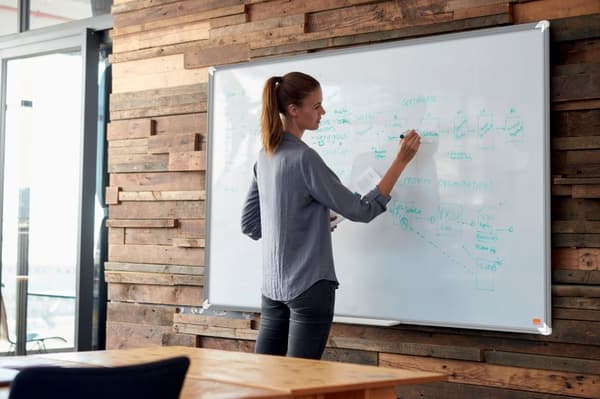 Whiteboardtavle Premium Plus emaljeret 120x90 cm