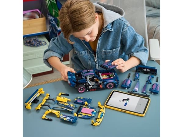 LEGO Technic 42236 Specialdesignad Ford Mustang GT bil