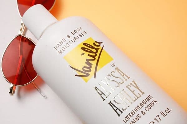 Alyssa Ashley Vanilla Hand & Body Moisturizer 500ml