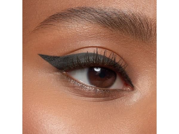 Essence Cosmetics Dip Eyeliner Waterproof 3 Ml 01 Black
