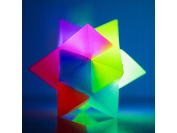 Glödande 3D studsande stjärna