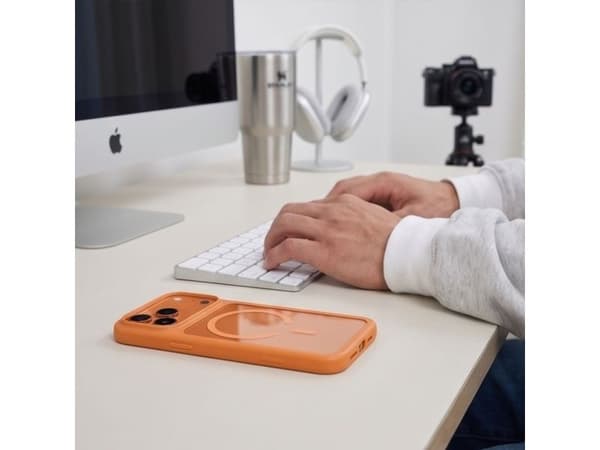 Tech-Protect MagOne CC MagSafe Case + Tempered Glass 2-Pack for iPhone 18 Pro Max / 17 Pro Max - Transparent Orange