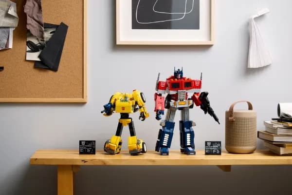 LEGO Ikoner 10338 Bumblebee