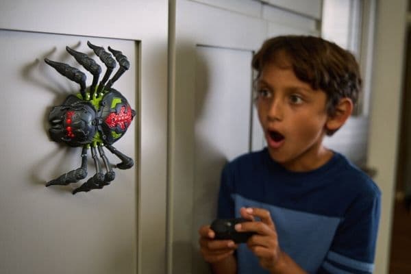 Hex Bots Wall Crawler Spider