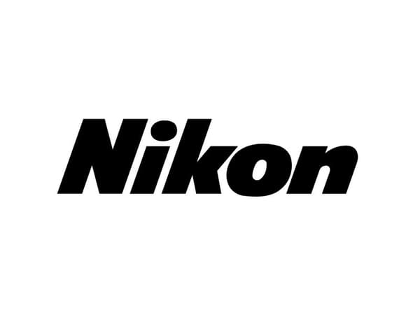 Nikon HB-37 -objektiivin suojus