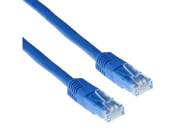 Blå 5 meter LSZH U/UTP CAT6A patchkabel med RJ45