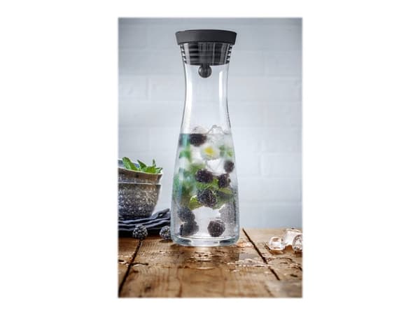 WMF Basic - Water decanter - Storlek 7 cm - Höjd 29 cm - 1 L - svart