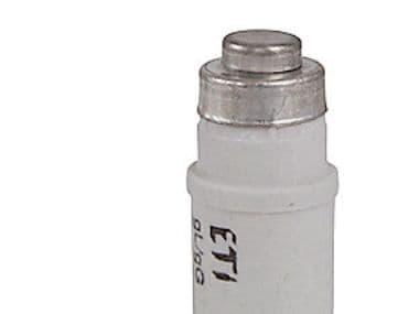 Sulake D02 25A - - - - (10 kpl)