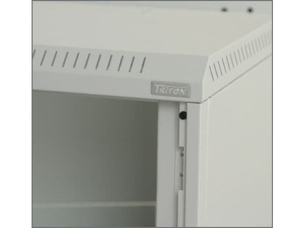 Triton Delta B 5D - Skåp - väggmontering - RAL 7035 - 15U - 19"