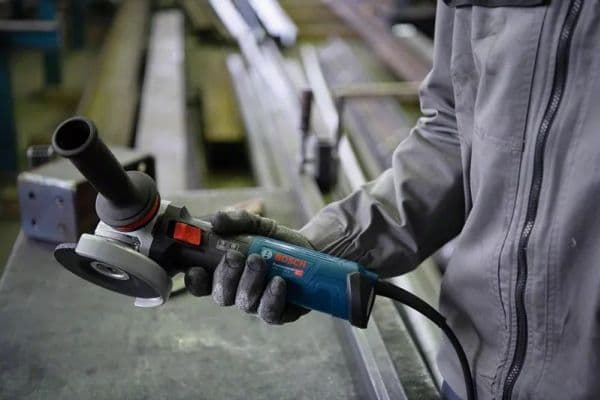 Bosch vinkelslip GWS 17-150 S