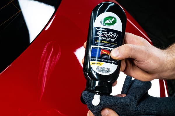 Turtle Wax Scratch Repair & Renew