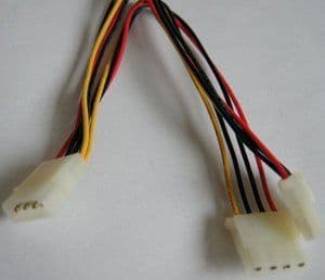 Sharkoon förgrenare 1x Molex - 2x Molex